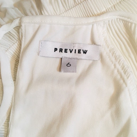 *PREVIEW* cream blouse. So soft and feminine π€ - Picture 6 of 11